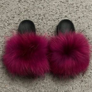 Brand New Women’s Faux Fur Slides Size 6